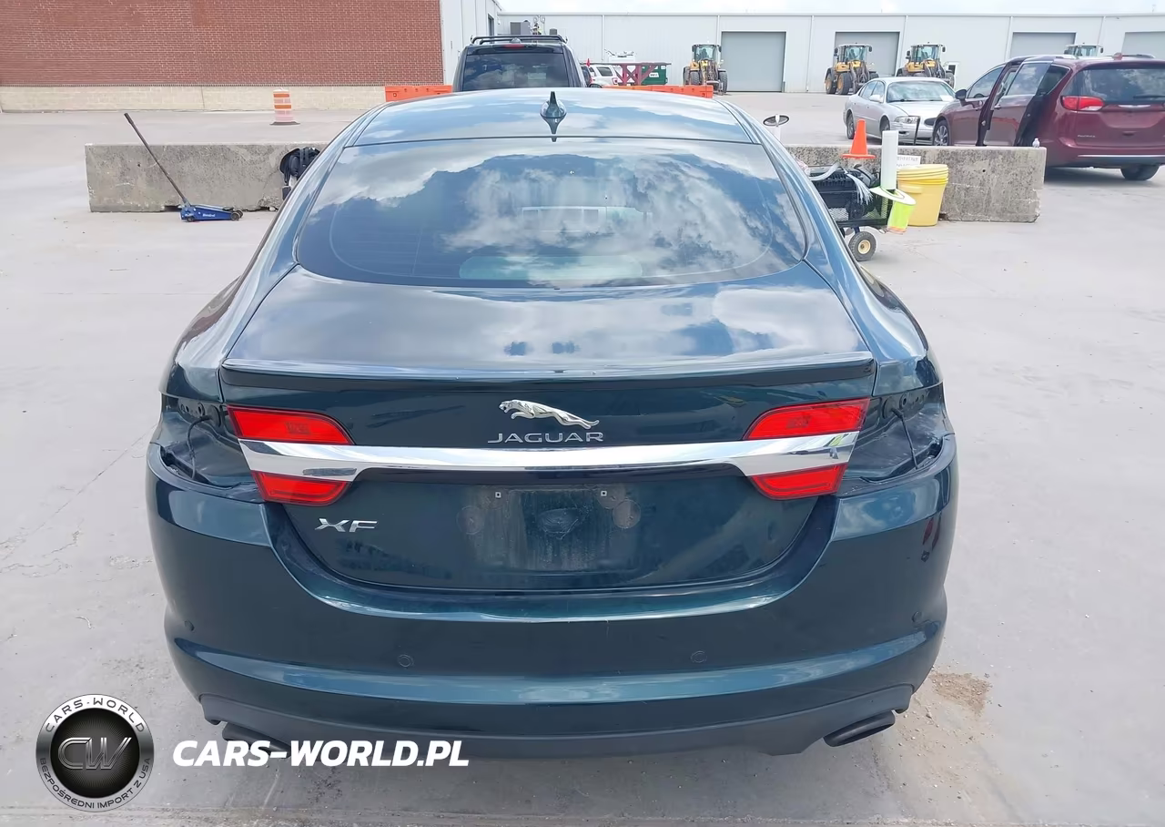 2015 Jaguar Xf 2.0T Premium VIN:SAJWA0FS0FPU88755 - 17