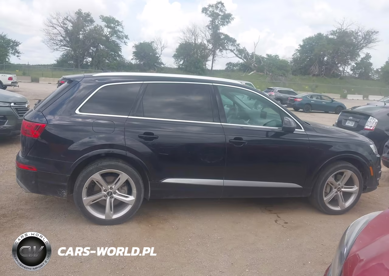 2019 Audi Q7 55 Premium VIN:WA1VAAF77KD020409 - 13