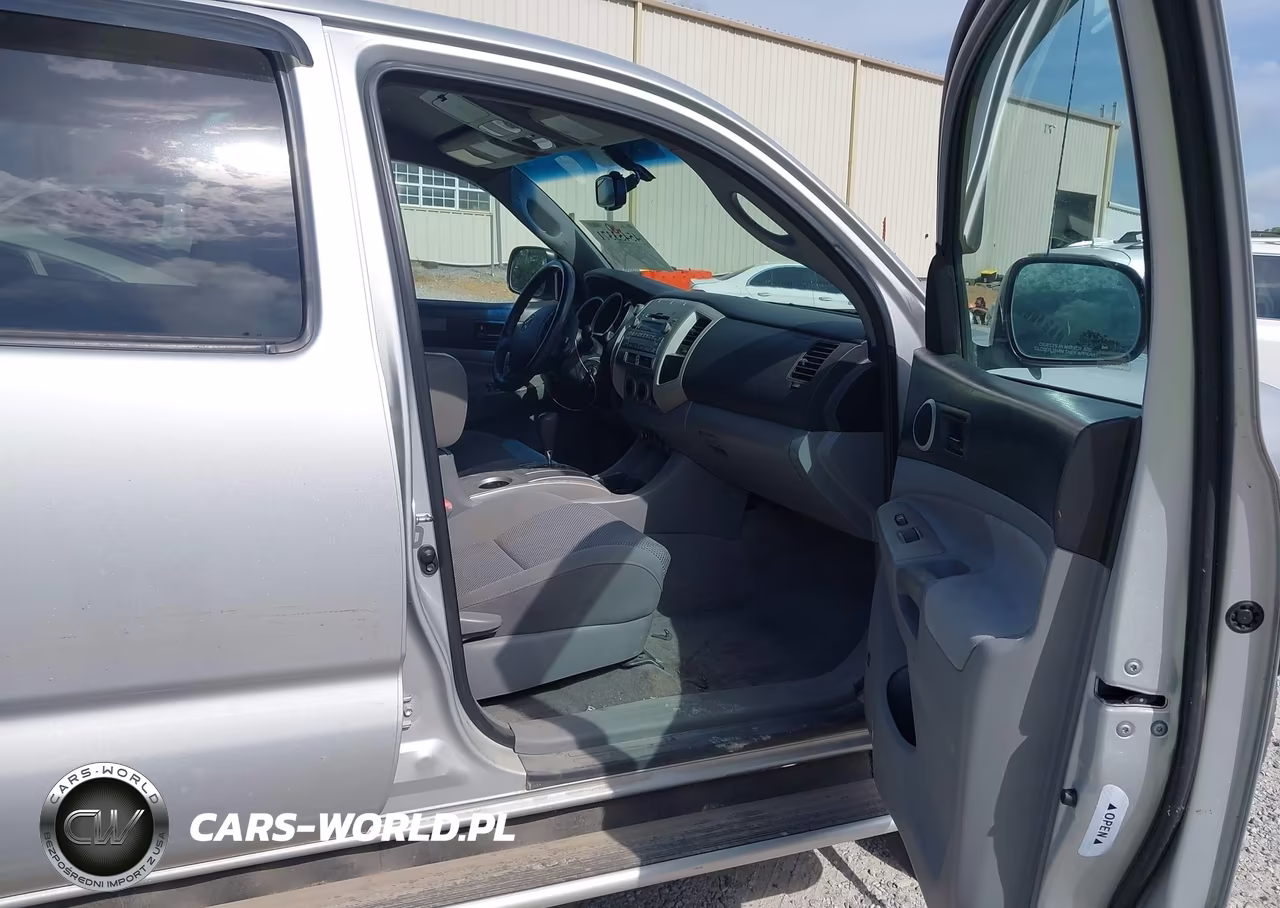 2010 Toyota Tacoma Prerunner V6 VIN:3TMJU4GN1AM104786 - 5
