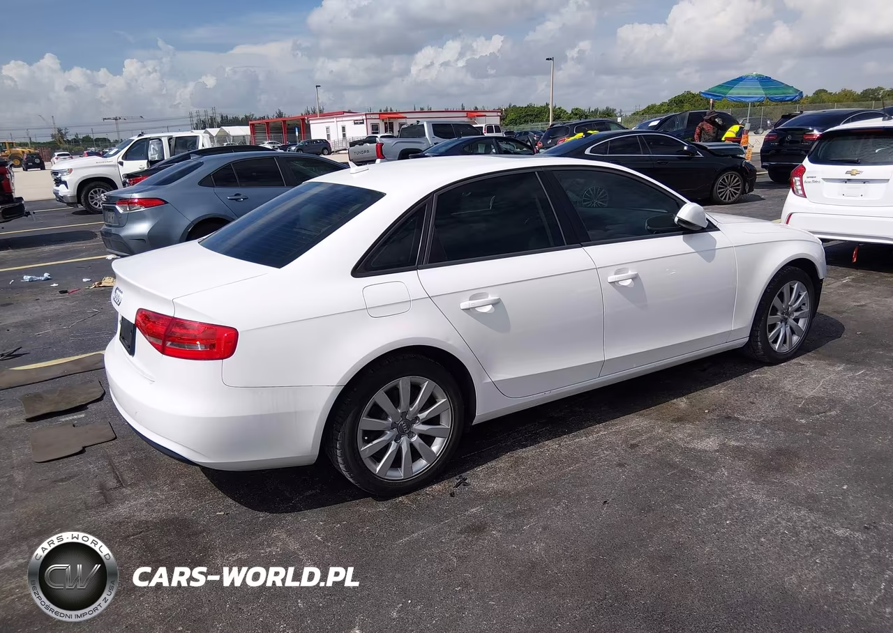 2014 Audi A4 2.0T Premium VIN:WAUAFAFL2EN018873 - 4