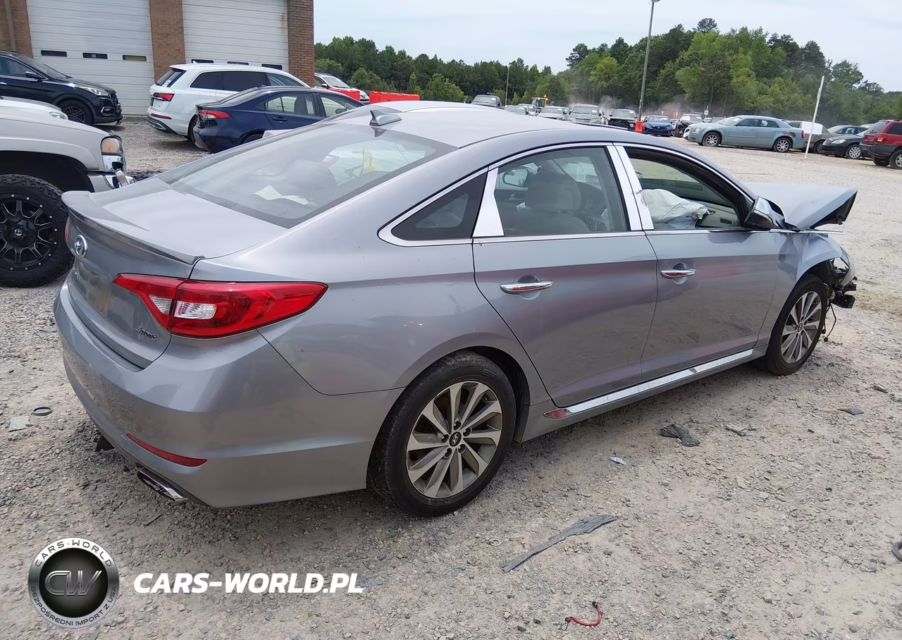 2017 Hyundai Sonata Sport VIN:5NPE34AF1HH539183 - 4