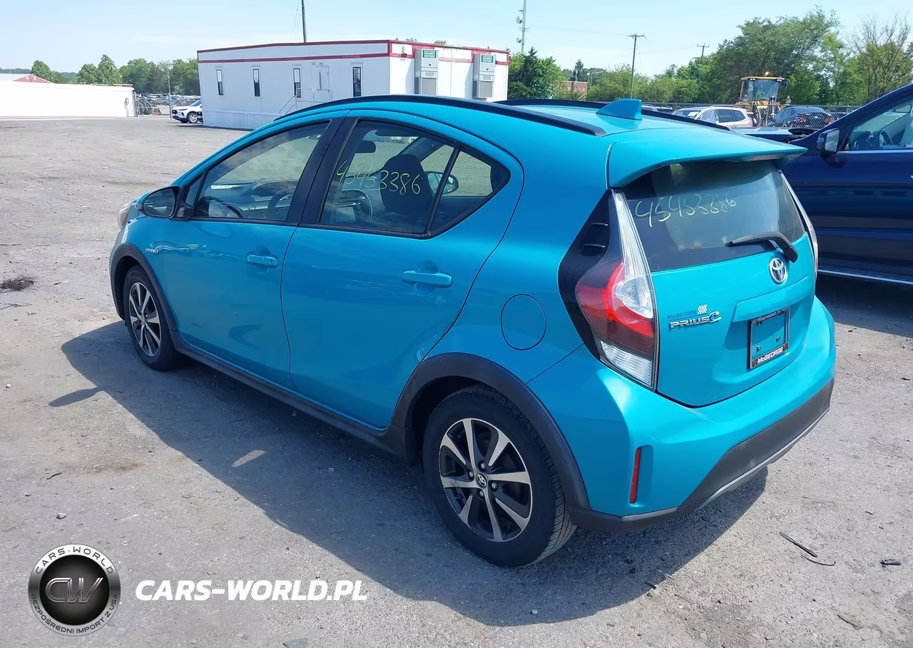 2018 Toyota Prius C Four-One-Three-Two VIN:JTDKDTB31J1616677 - 3