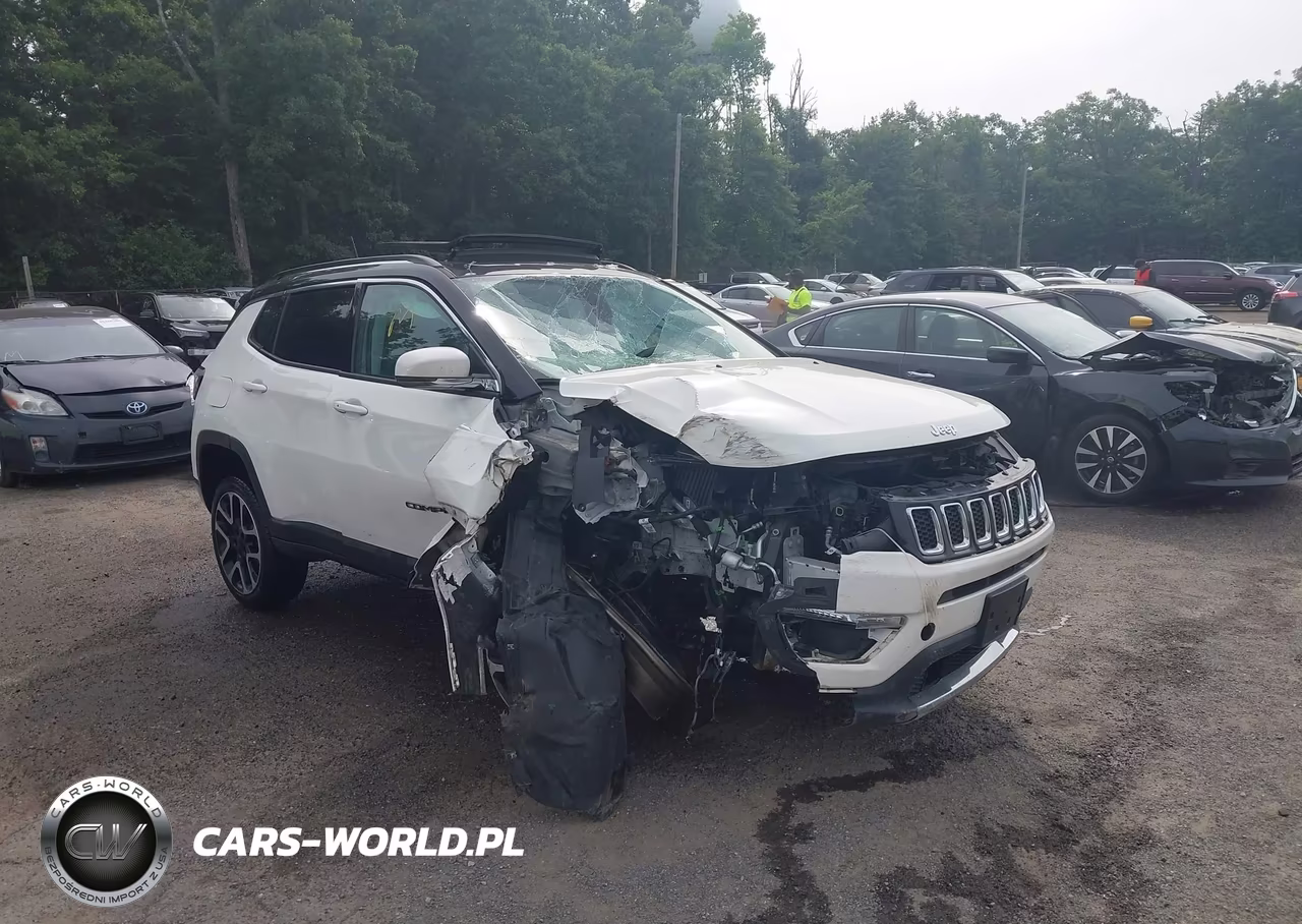2018 Jeep Compass Limited 4X4 – zdjęcie 1 z 17