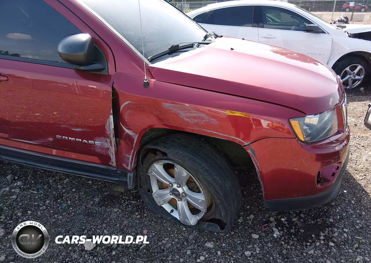 2015 Jeep Compass Sport VIN:1C4NJDBB0FD396117 - 18