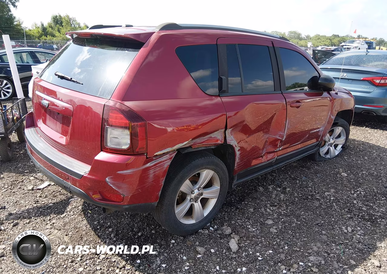 2015 Jeep Compass Sport VIN:1C4NJDBB0FD396117 - 4