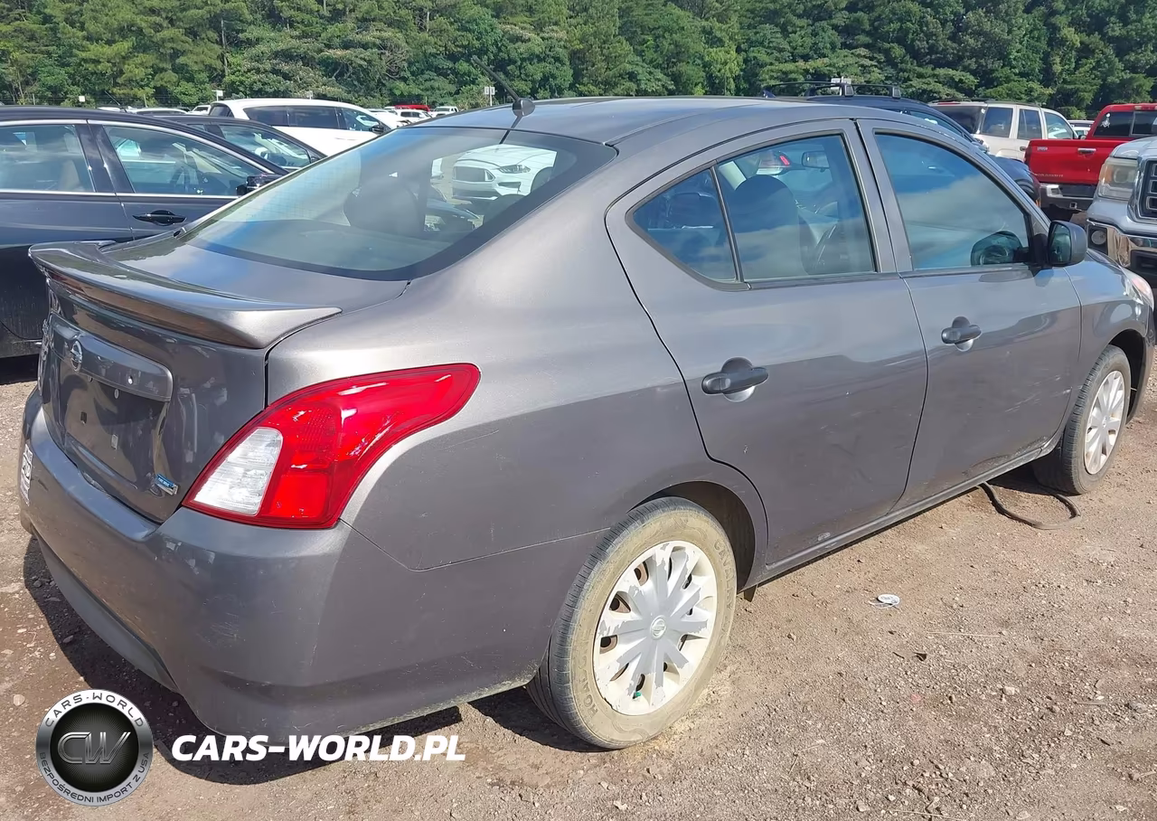 2015 Nissan Versa 1.6 S+ VIN:3N1CN7APXFL926519 - 4