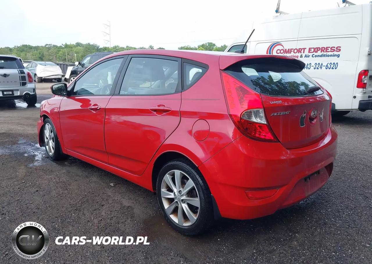 2013 Hyundai Accent Se VIN:KMHCU5AE0DU100201 - 3