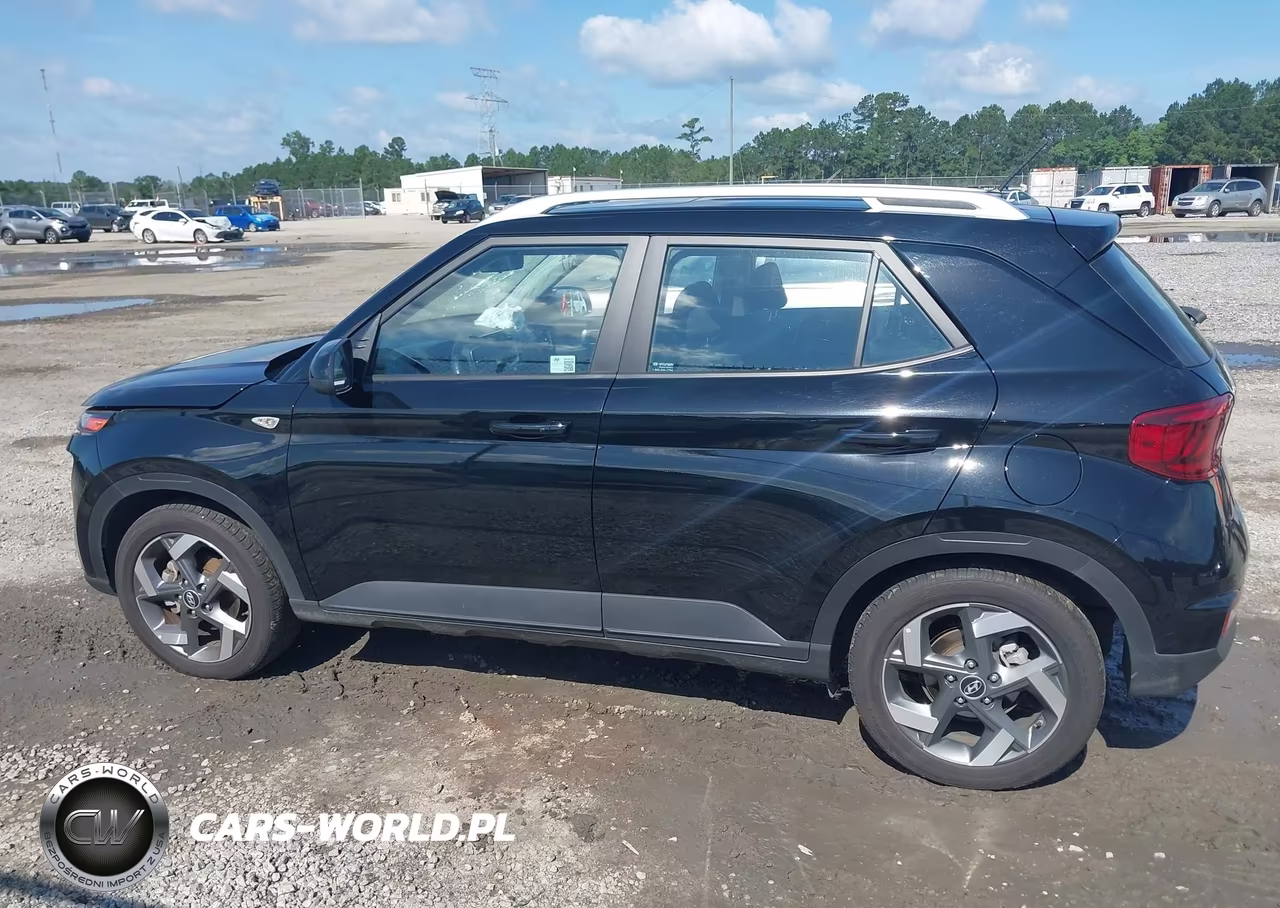 2025 Hyundai Venue Sel VIN:KMHRC8A3XSU376928 - 14