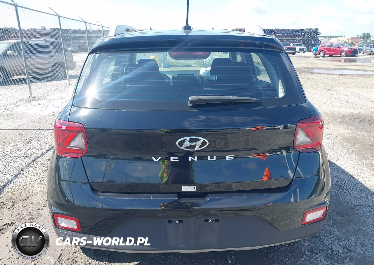 2025 Hyundai Venue Sel VIN:KMHRC8A3XSU376928 - 16