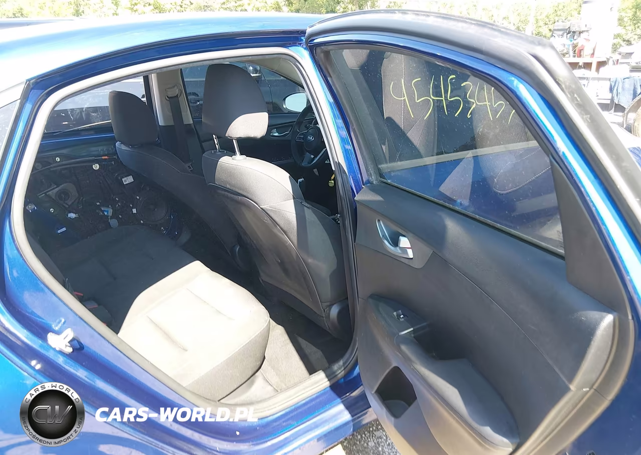 2019 Kia Forte Lxs VIN:3KPF24AD7KE074569 - 8