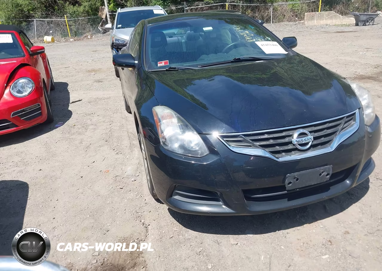 2013 Nissan Altima 2.5 S – zdjęcie 1 z 11