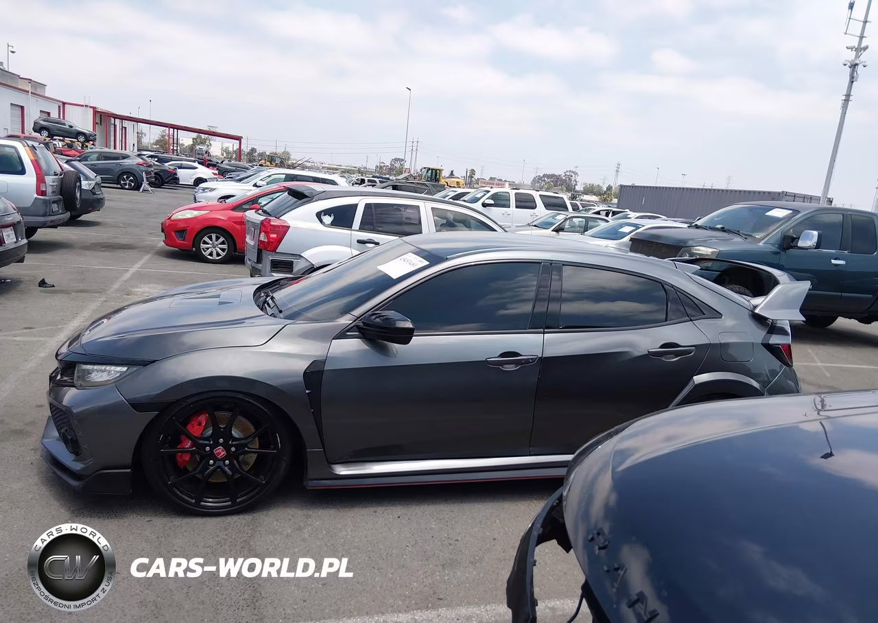2019 Honda Civic Type R Touring VIN:SHHFK8G75KU203376 - 14