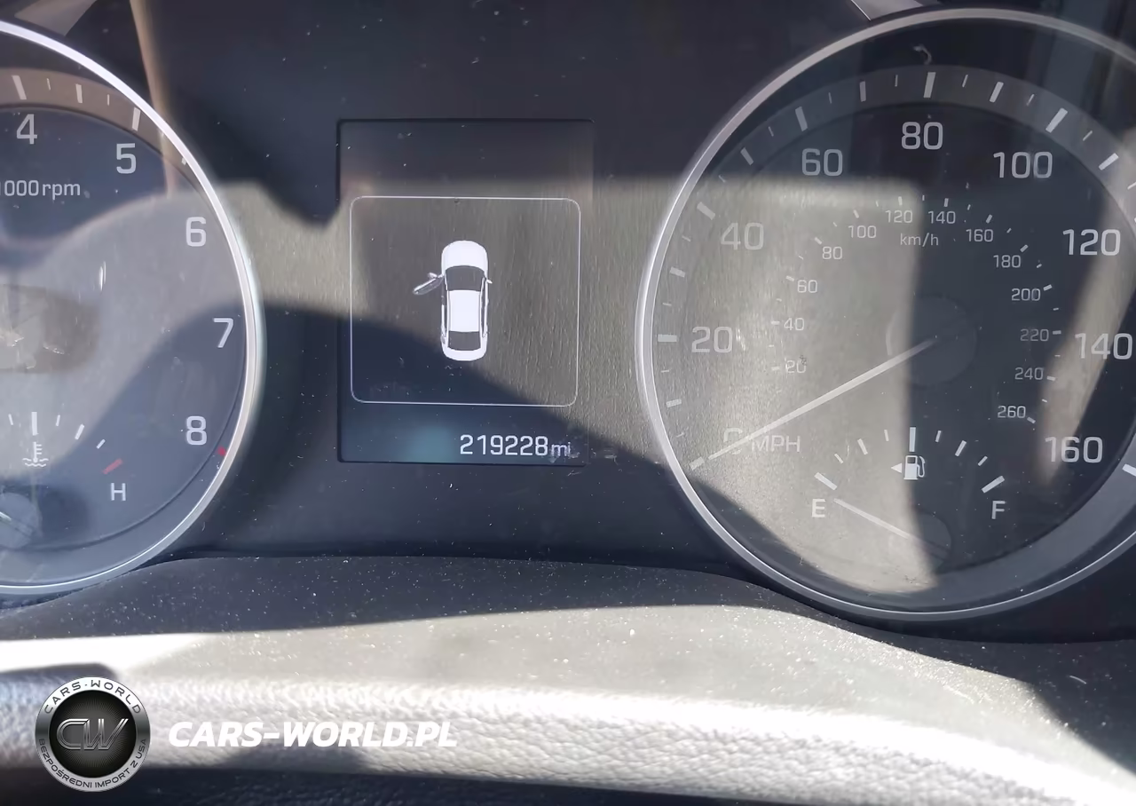 2017 Hyundai Elantra Limited VIN:KMHD84LF8HU226630 - 14