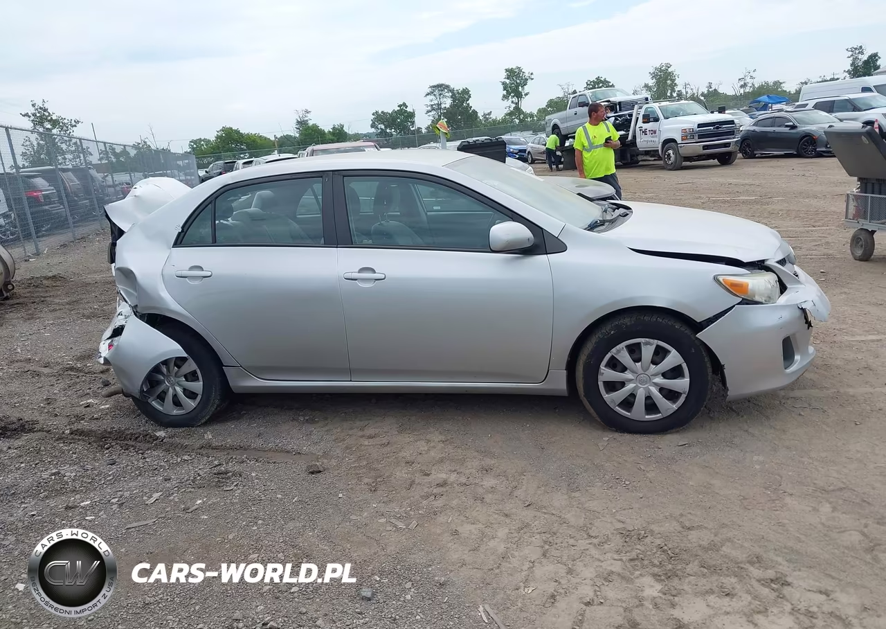 2011 Toyota Corolla Le VIN:2T1BU4EEXBC730533 - 13