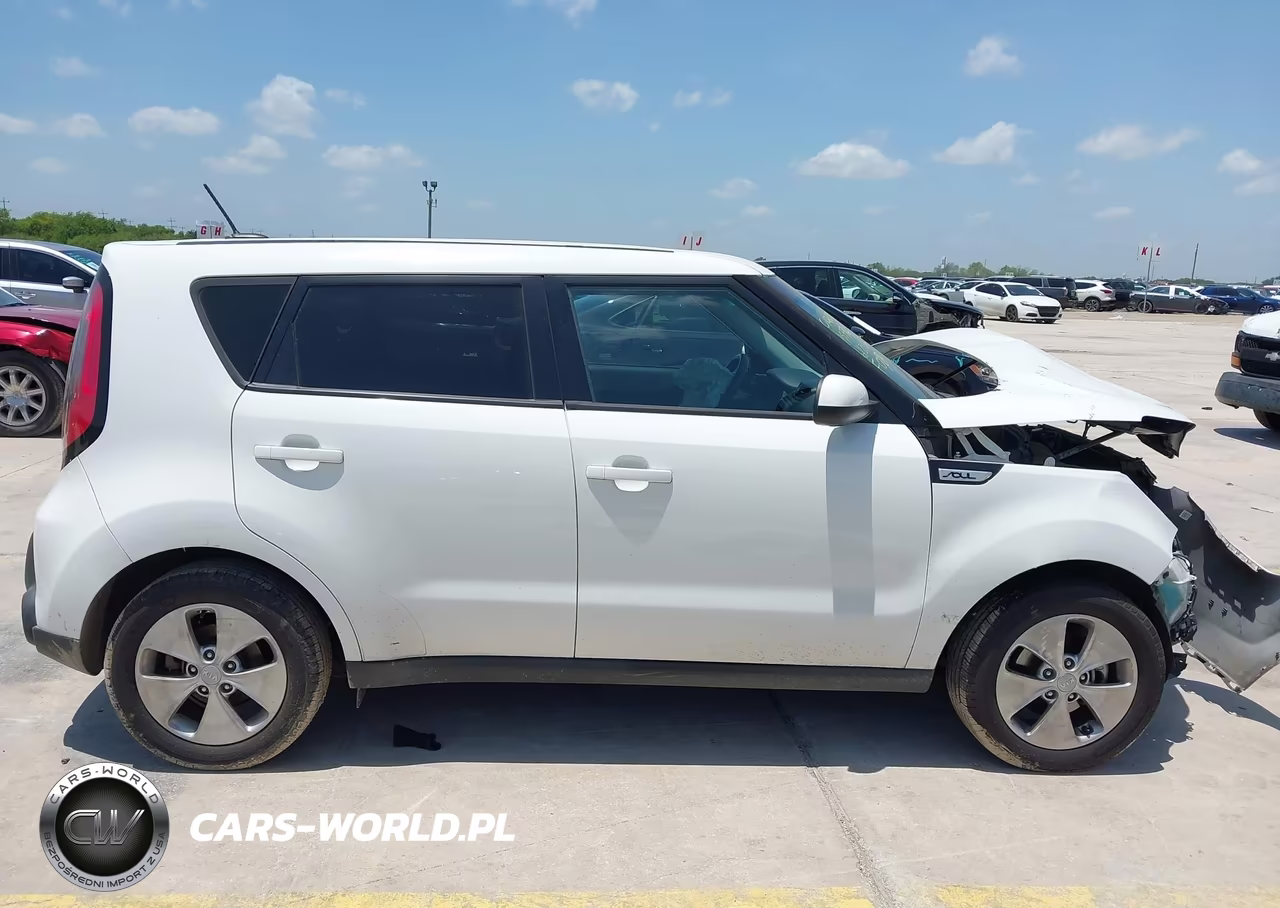 2015 Kia Soul VIN:KNDJN2A23F7153361 - 14
