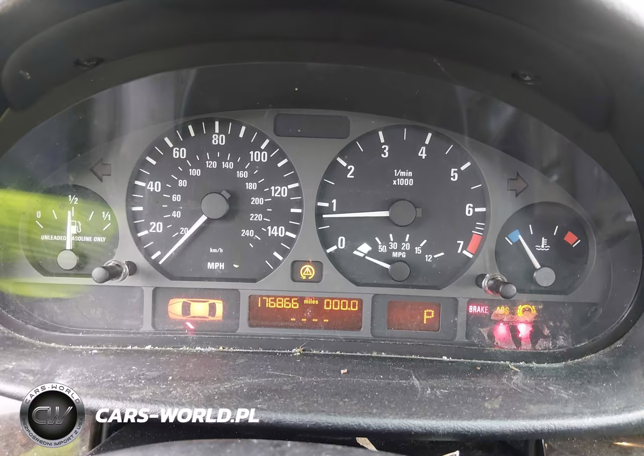 2004 BMW 325Xi VIN:WBAEU33494PR08113 - 7