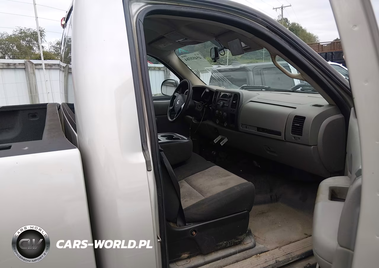 2008 Chevrolet Silverado 1500 Work Truck VIN:1GCEK14C88E116572 - 5
