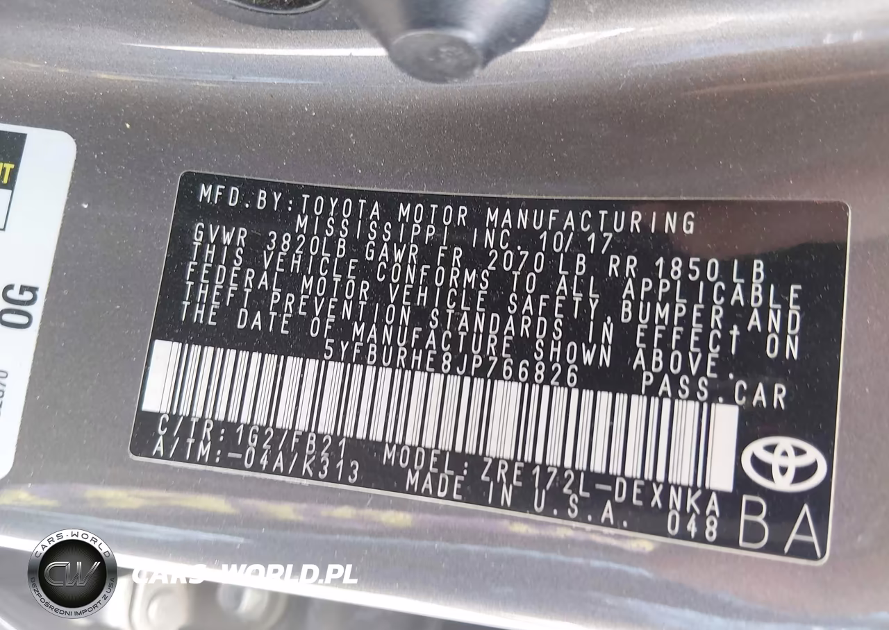 2018 Toyota Corolla Le VIN:5YFBURHE8JP766826 - 9