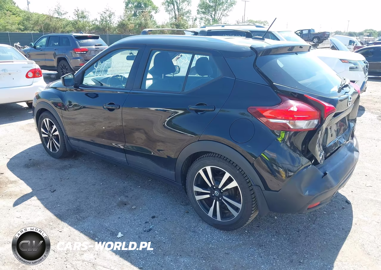 2019 Nissan Kicks Sv VIN:3N1CP5CU7KL521486 - 3