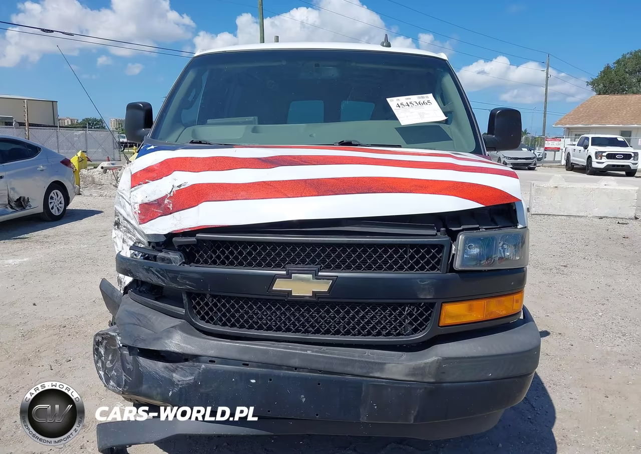 2018 Chevrolet Express 2500 Work Van VIN:1GCWGBFP8J1227146 - 12