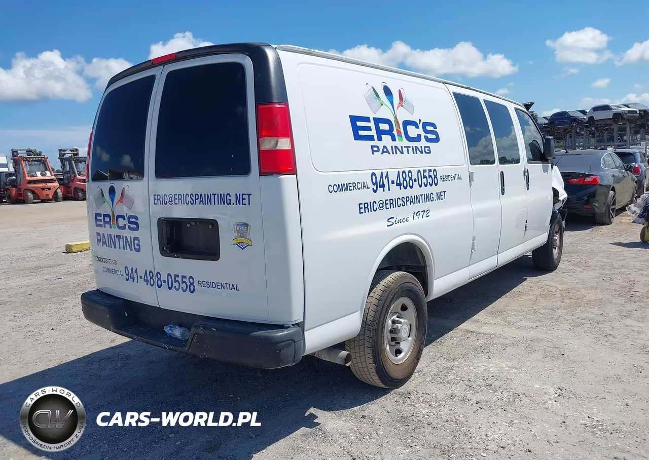 2018 Chevrolet Express 2500 Work Van VIN:1GCWGBFP8J1227146 - 4