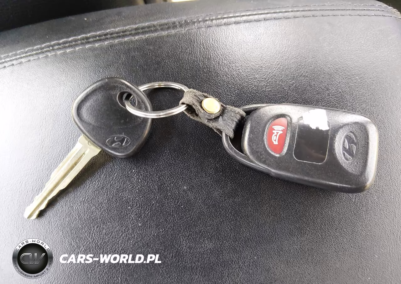 2014 Hyundai Genesis 3.8 R-Spec VIN:KMHHU6KJ2EU118028 - 11