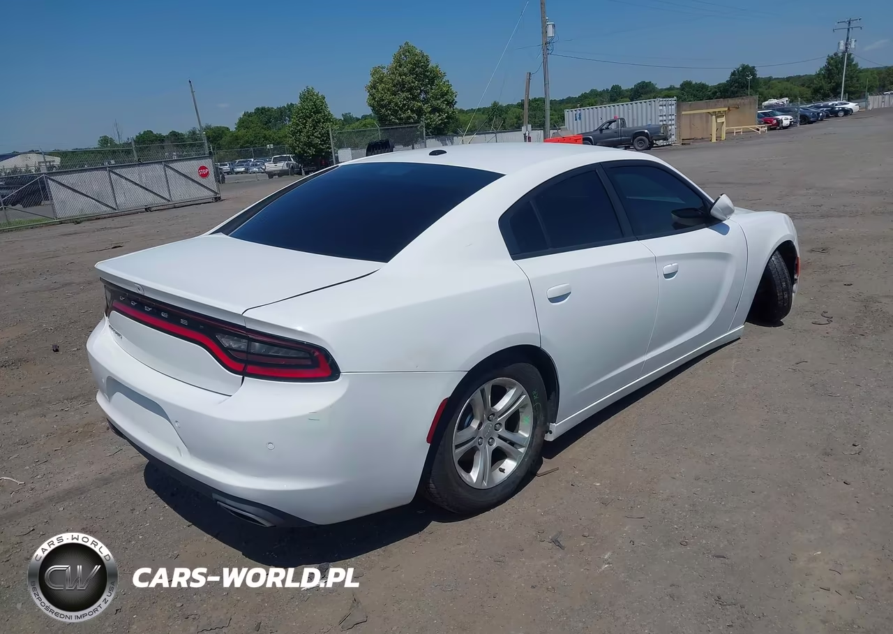 2019 Dodge Charger Sxt Rwd VIN:2C3CDXBG2KH753102 - 4