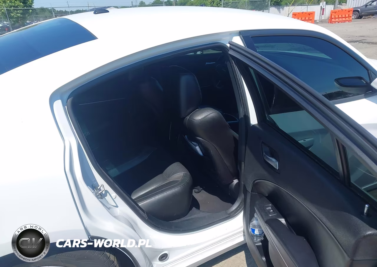 2019 Dodge Charger Sxt Rwd VIN:2C3CDXBG2KH753102 - 8