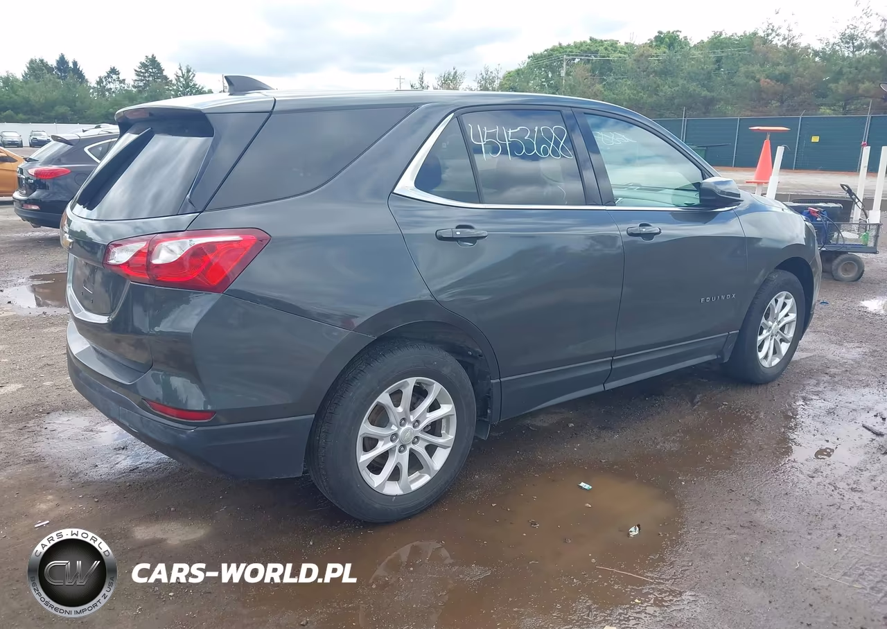 2018 Chevrolet Equinox Lt VIN:3GNAXJEV7JS562960 - 4