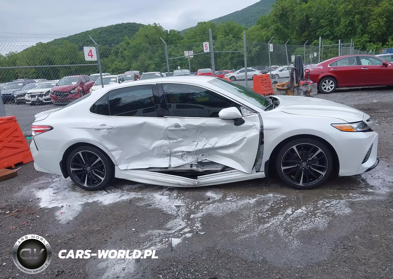 2020 Toyota Camry Xse VIN:4T1K61AK4LU926746 - 13