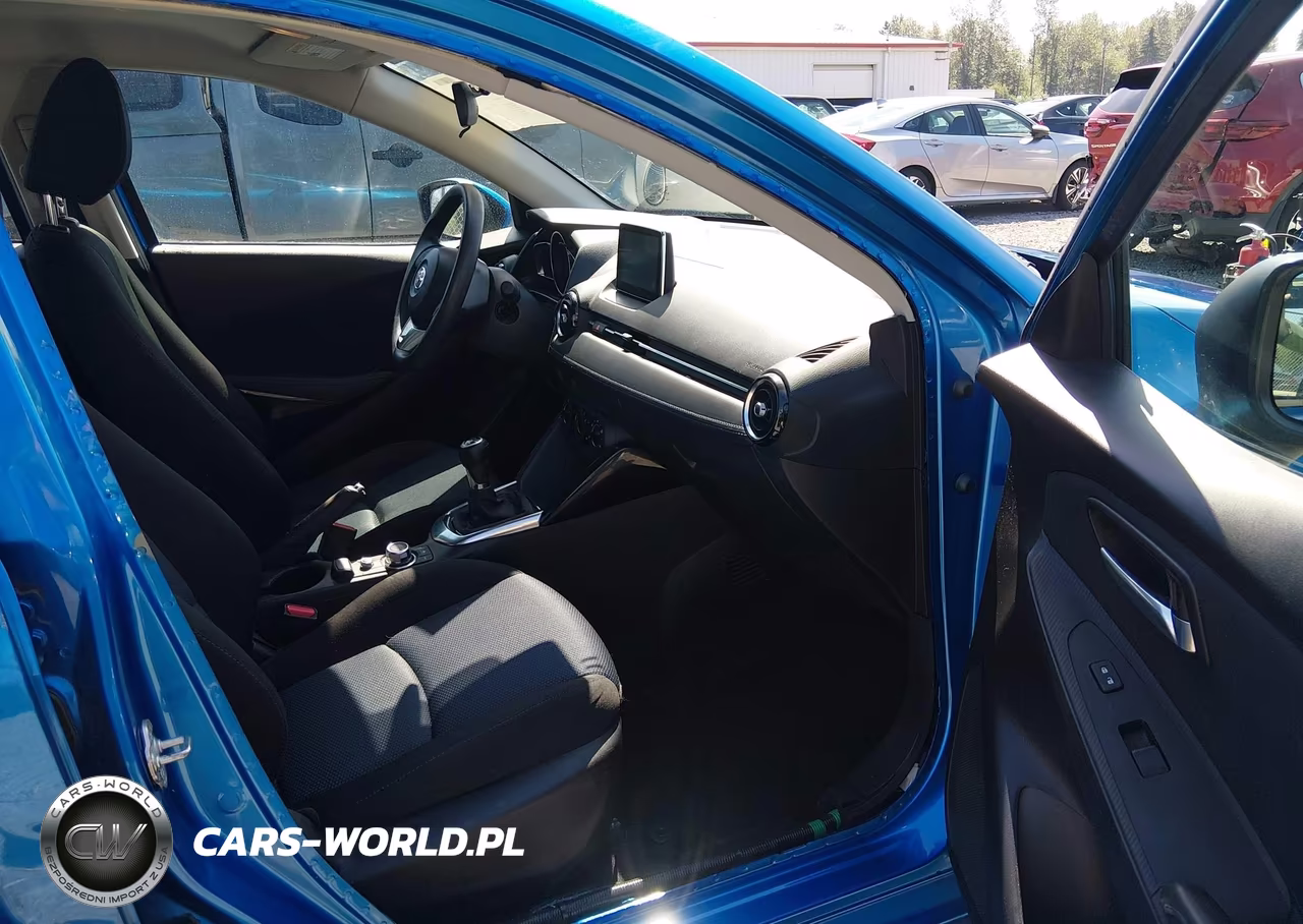2017 Toyota Yaris Ia VIN:3MYDLBYV6HY185470 - 18