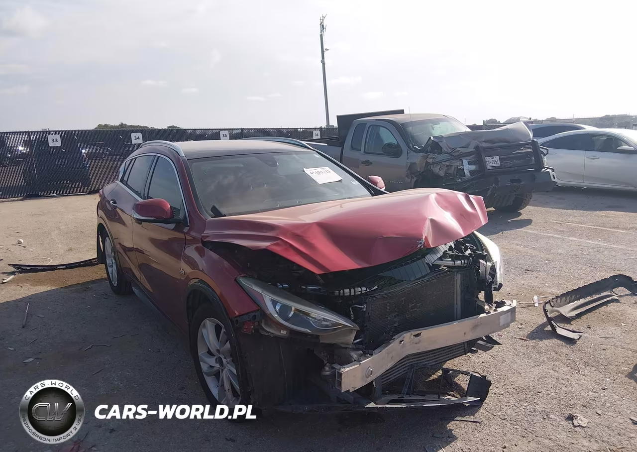 2018 Infiniti Qx30 Luxe – zdjęcie 1 z 15