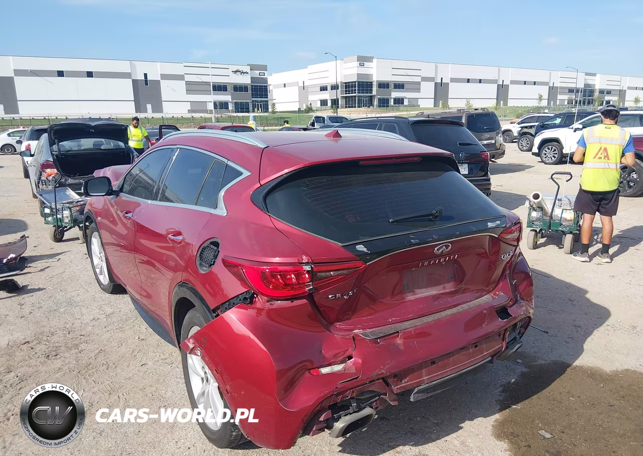 2018 Infiniti Qx30 Luxe VIN:SJKCH5CP3JA004967 - 3