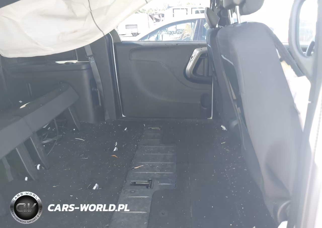 2018 Dodge Grand Caravan Se Plus VIN:2C4RDGBG6JR244015 - 8