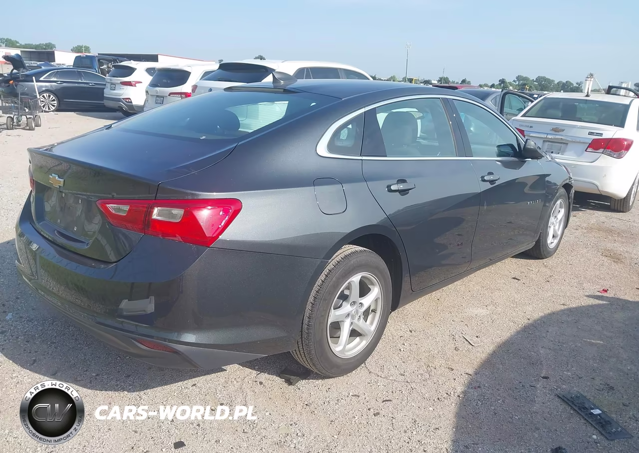 2017 Chevrolet Malibu Ls VIN:1G1ZB5ST5HF244346 - 4