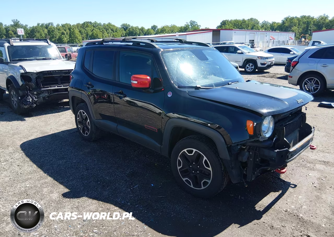 2016 Jeep Renegade Trailhawk – zdjęcie 1 z 17