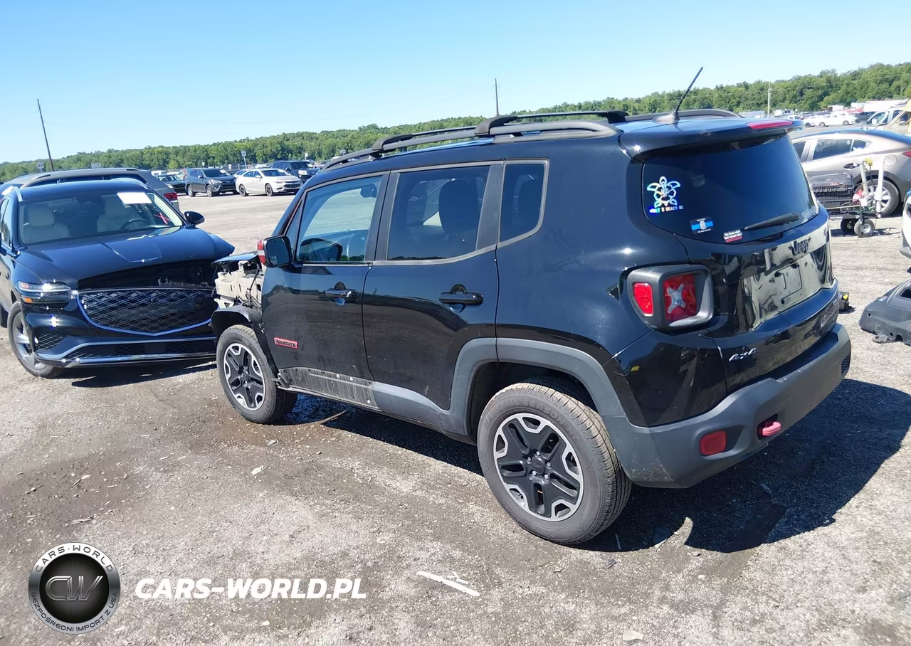 2016 Jeep Renegade Trailhawk VIN:ZACCJBCTXGPE04701 - 3