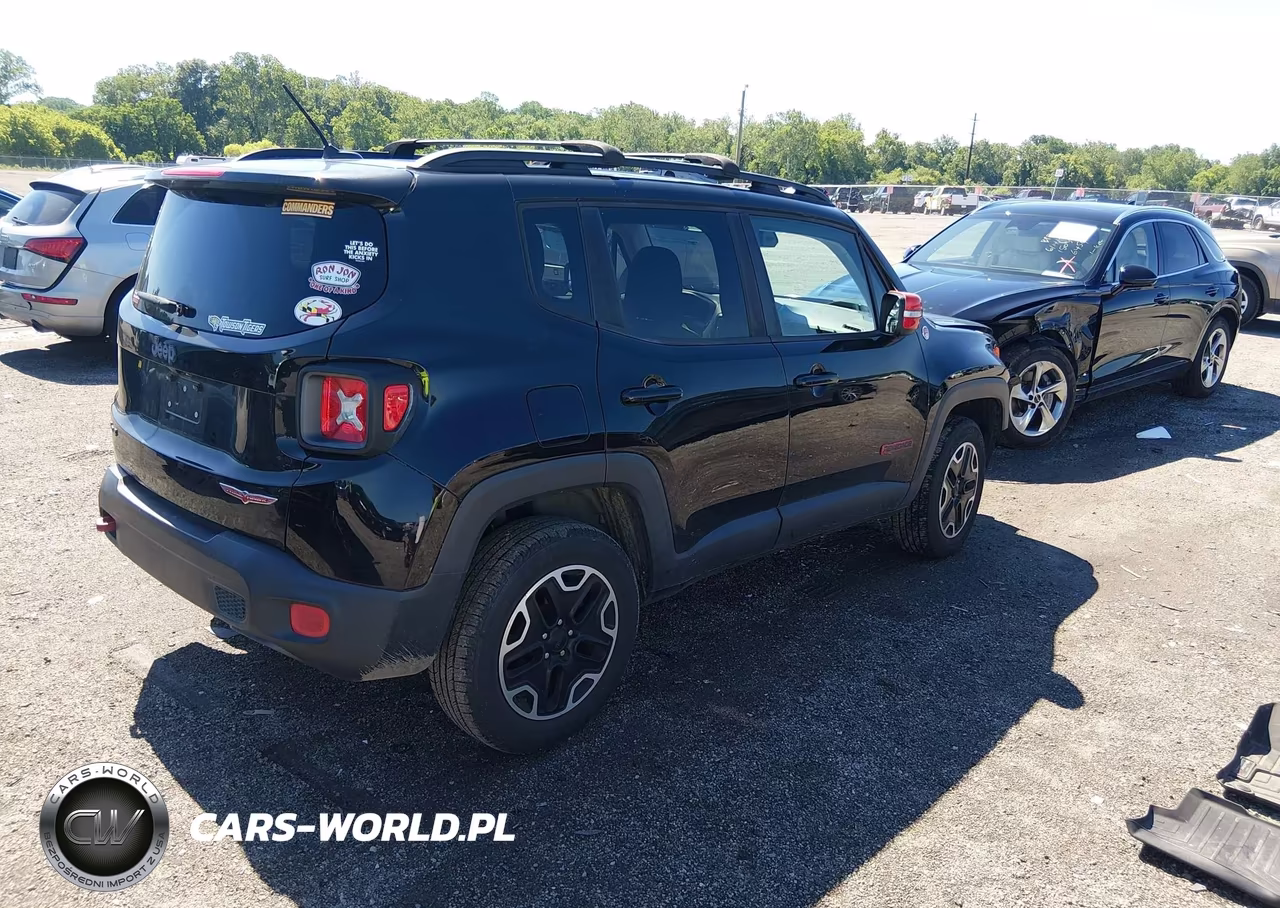 2016 Jeep Renegade Trailhawk VIN:ZACCJBCTXGPE04701 - 4
