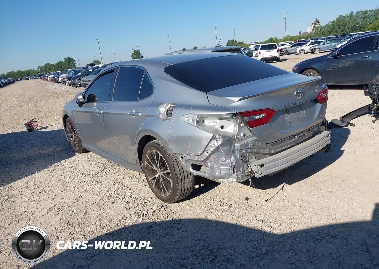 2018 Toyota Camry Se VIN:JTNB11HK3J3016030 - 3