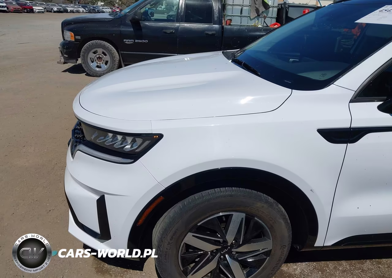 2023 Kia Sorento S VIN:5XYRL4LC9PG248053 - 6