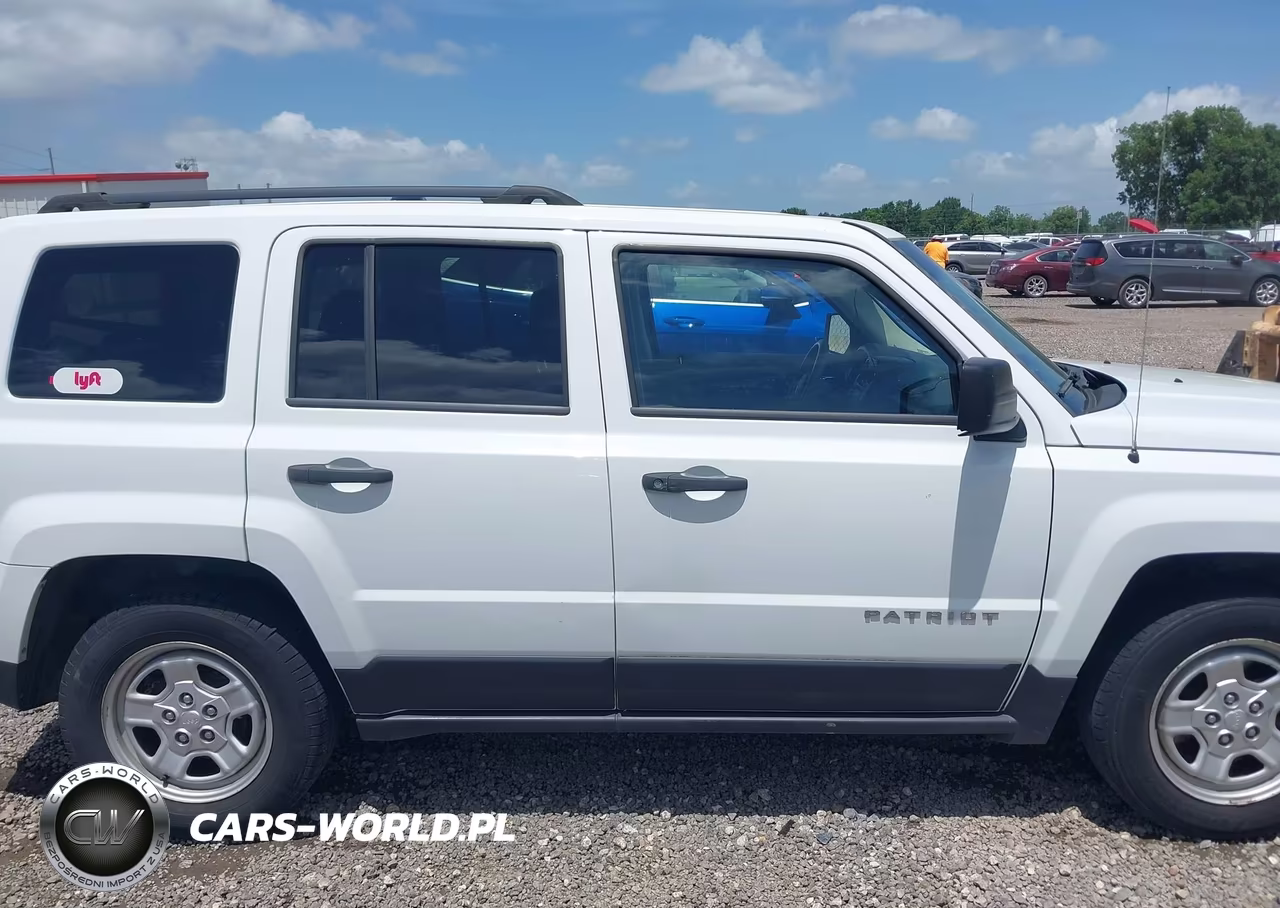 2015 Jeep Patriot Sport VIN:1C4NJPBB9FD359035 - 13