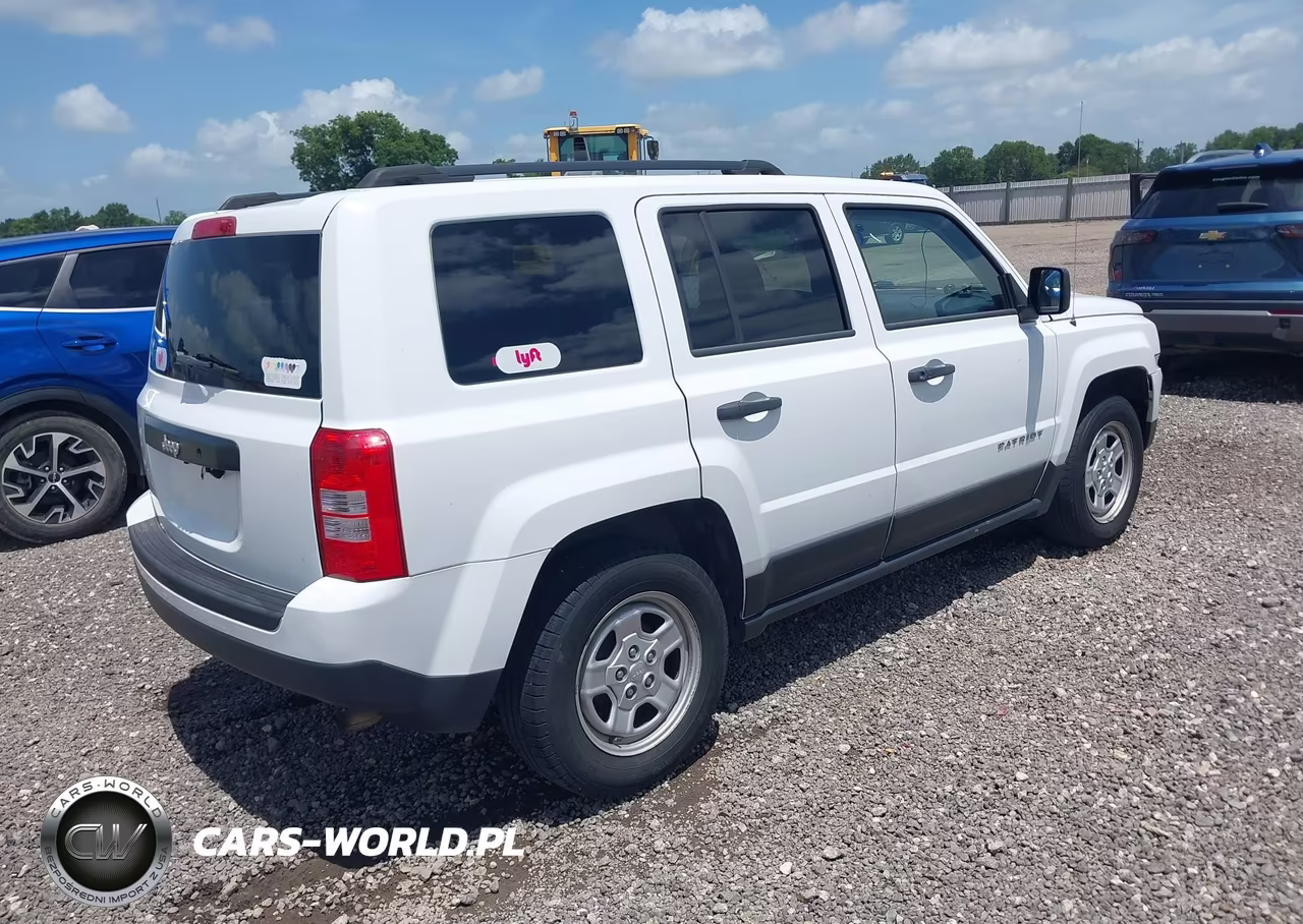 2015 Jeep Patriot Sport VIN:1C4NJPBB9FD359035 - 4