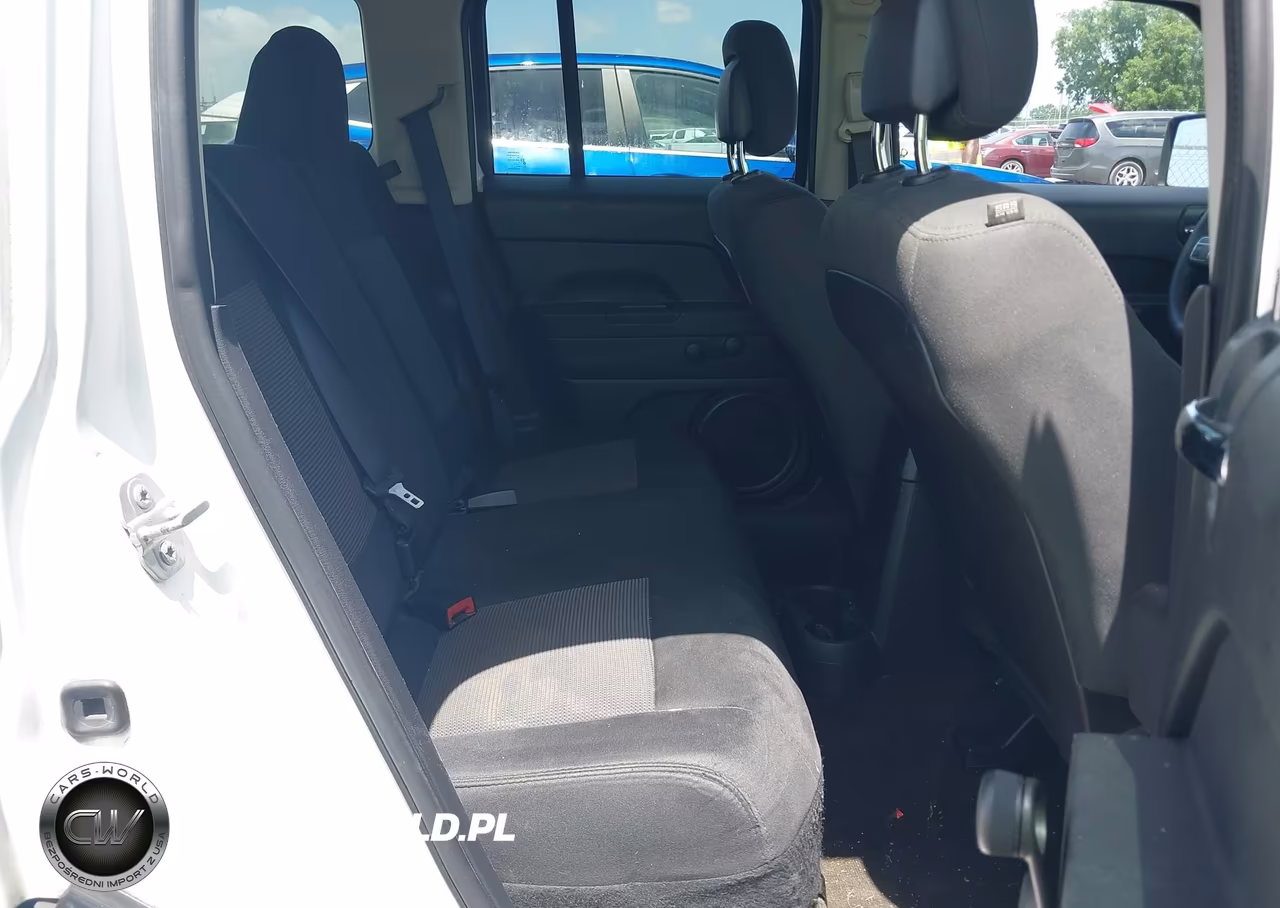 2015 Jeep Patriot Sport VIN:1C4NJPBB9FD359035 - 8