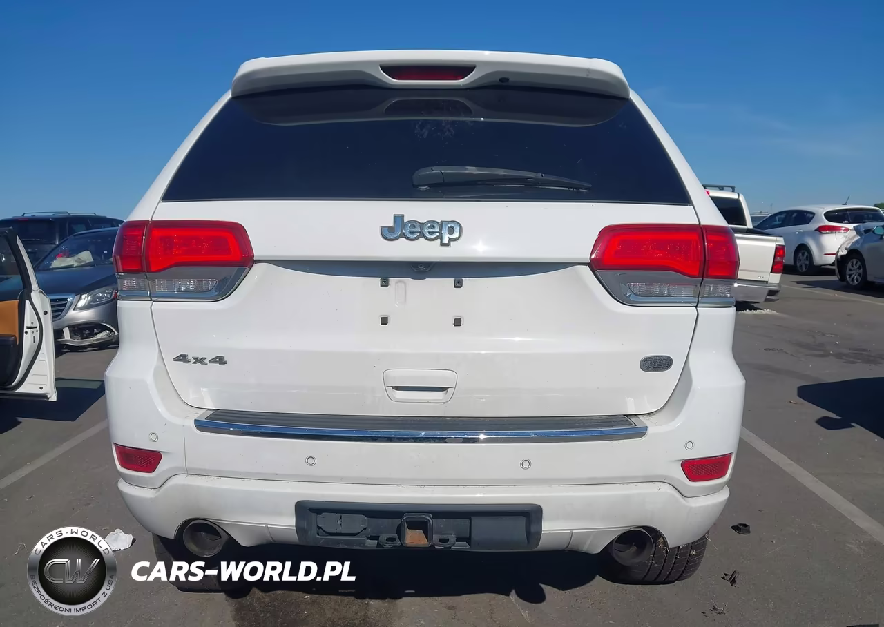 2018 Jeep Grand Cherokee Overland 4X4 VIN:1C4RJFCT3JC166610 - 17