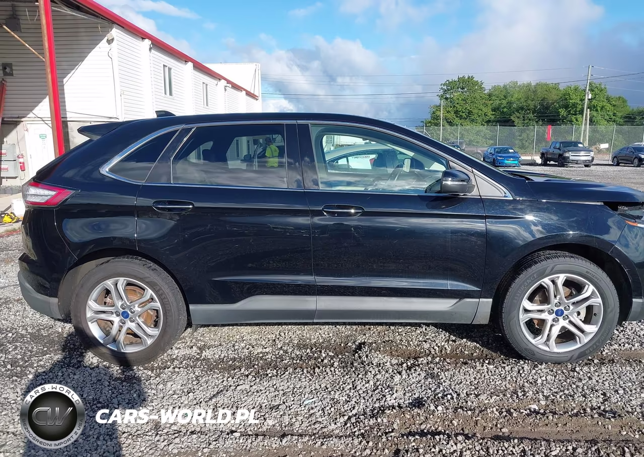 2018 Ford Edge Titanium VIN:2FMPK3K93JBB42604 - 13