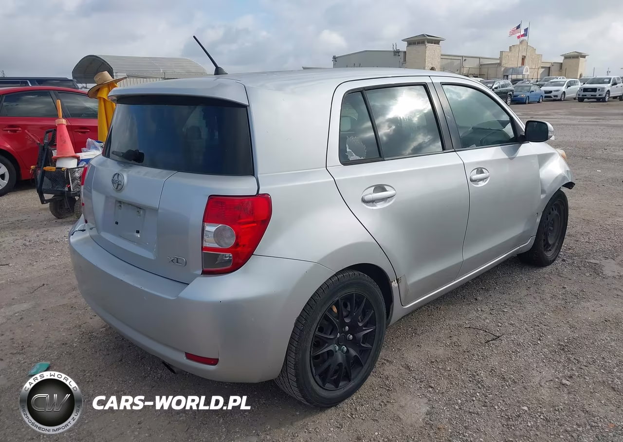 2011 Scion Xd VIN:JTKKU4B48B1011967 - 4