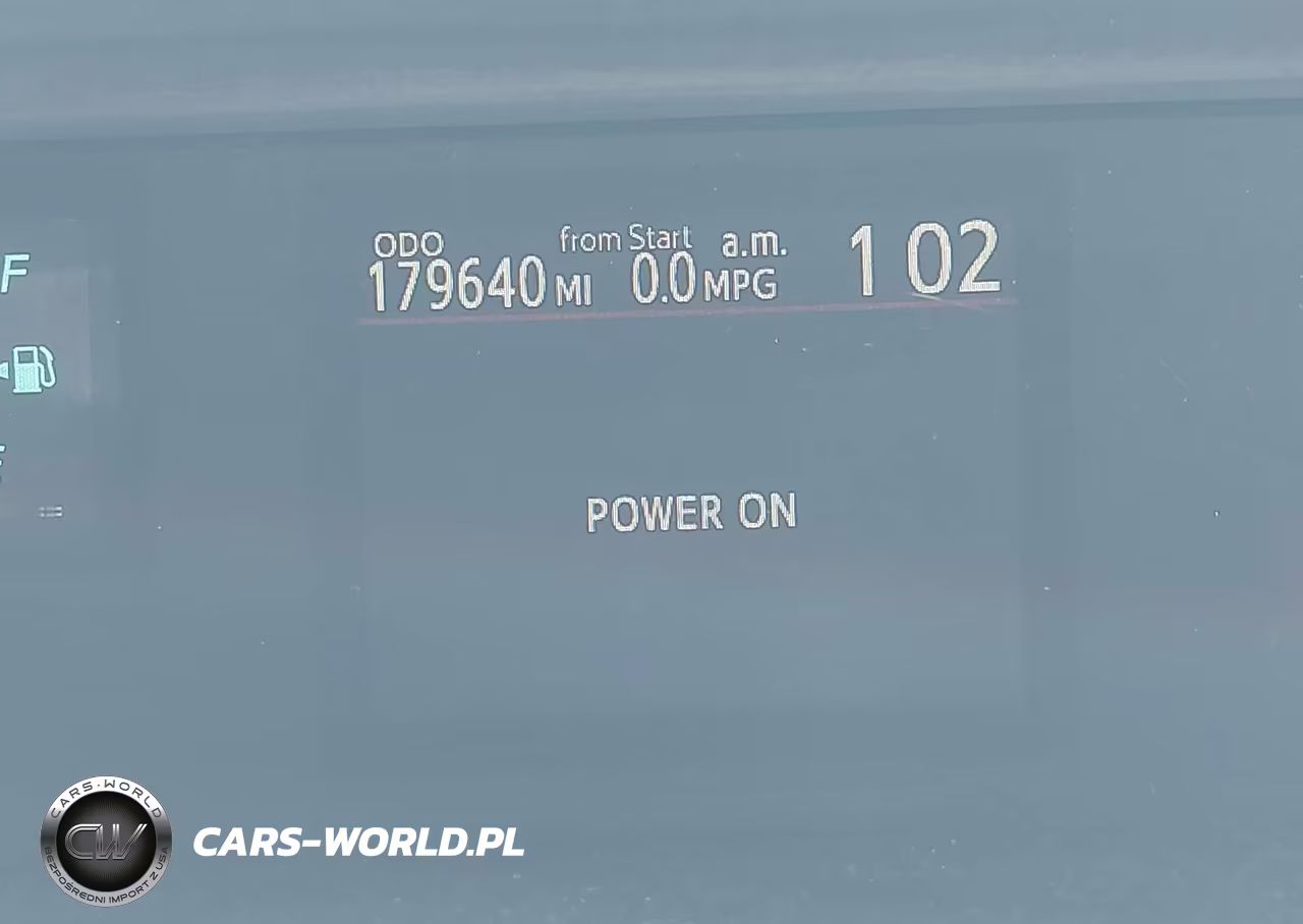 2012 Toyota Prius C Three VIN:JTDKDTB30C1526018 - 12