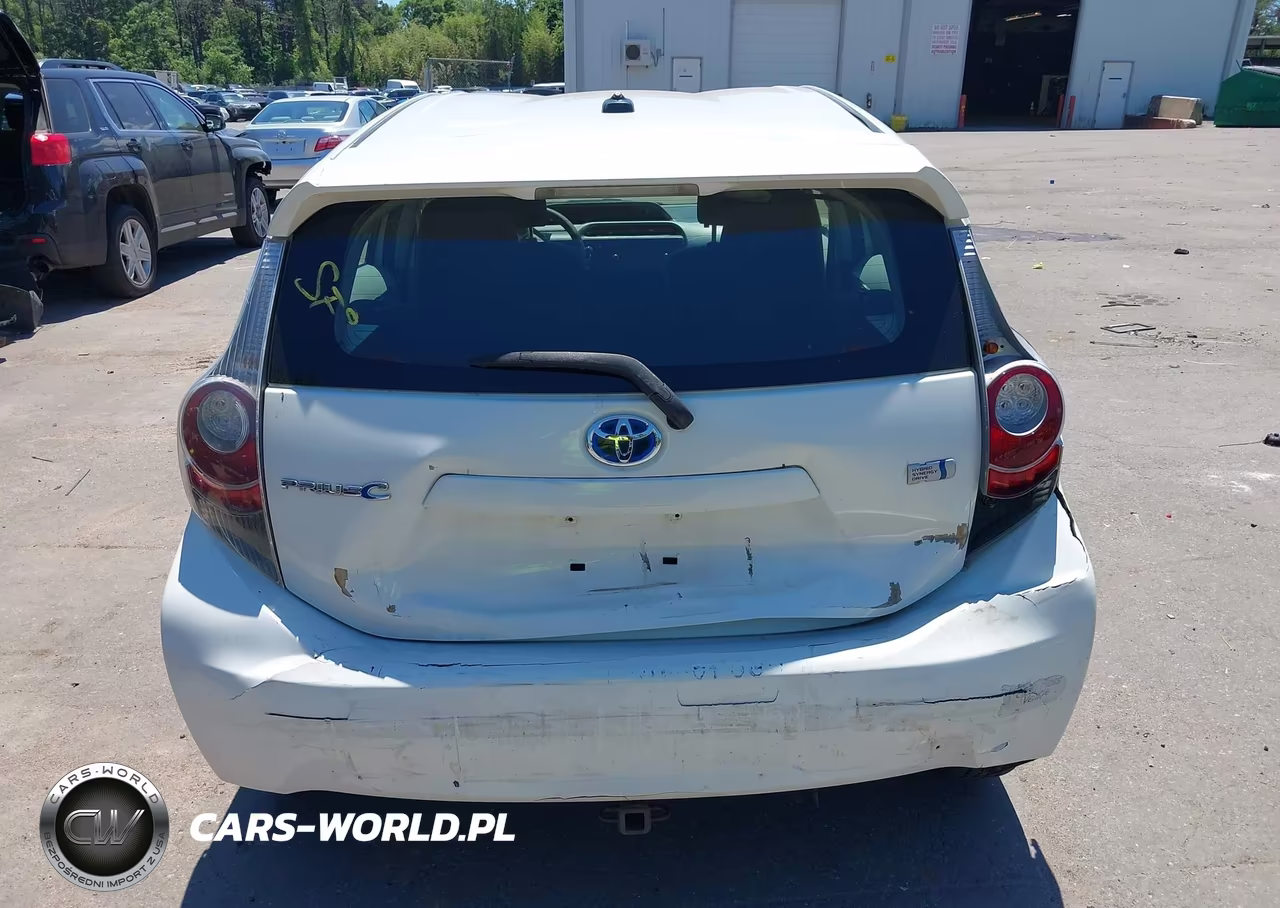 2012 Toyota Prius C Three VIN:JTDKDTB30C1526018 - 15