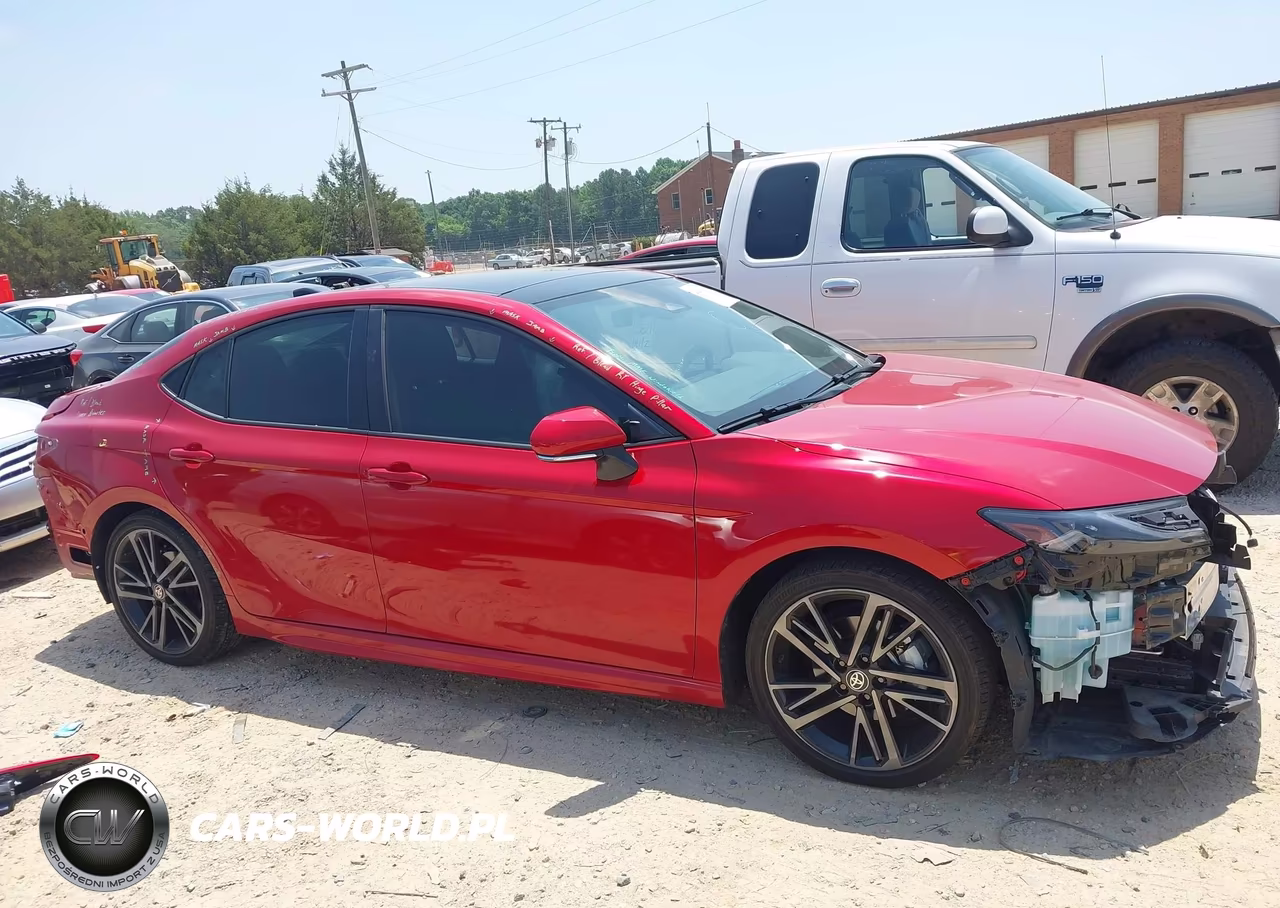 2025 Toyota Camry Xse VIN:4T1DAACK6SU033108 - 13