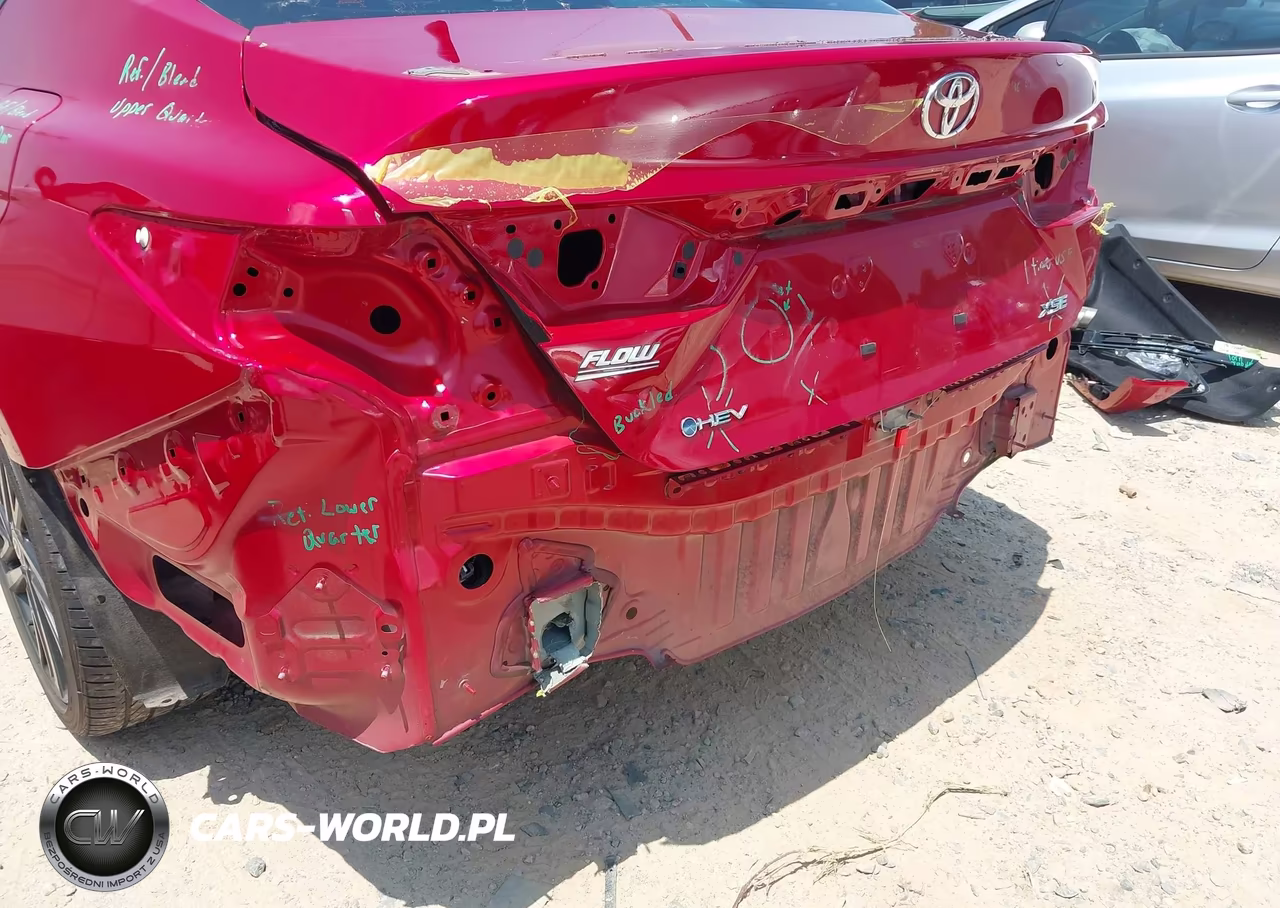 2025 Toyota Camry Xse VIN:4T1DAACK6SU033108 - 17